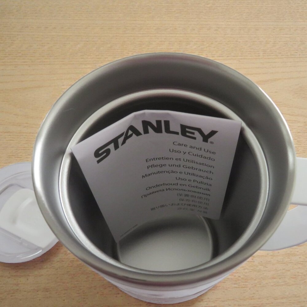 The Stanley Stay-Hot Camp Mug,24 oz, White Gold Frost,NWT, No box - Picture 8 of 11